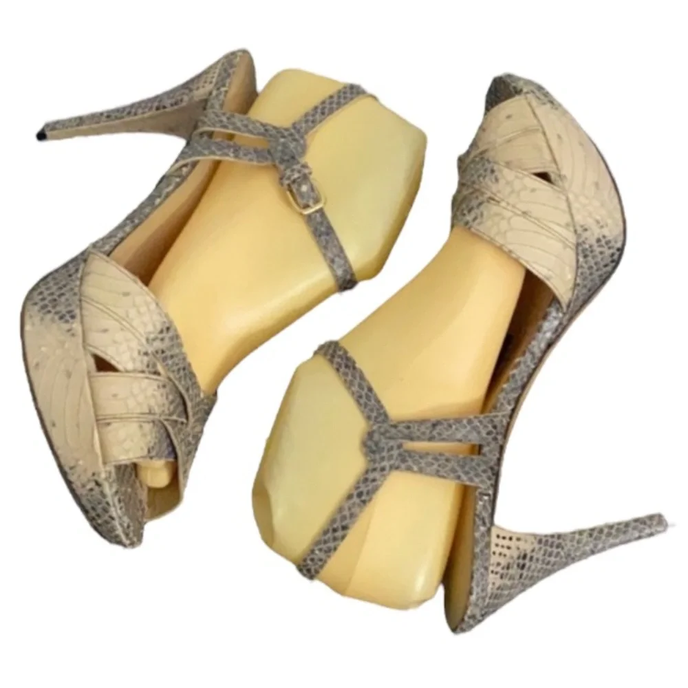 Authentic Stuart Weitzman designer leather platform heels sandals Sz 10